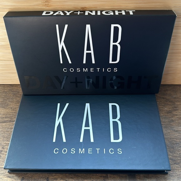 KAB Cosmetics - Day + Night Eyeshadow Palette - Picture 2 of 4